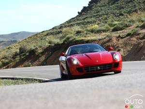 Ferrari shows off 599 GTB Fiorano (VIDEO)